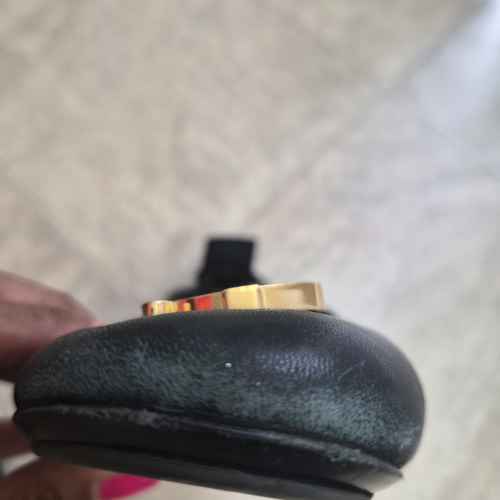 Burberry Black Leather Flats - Picture 3 of 3